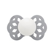 Пустышка силиконовая ночная BIBS Infinity Glow Anatomical - Cloud, 6+ мес. 422272