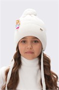 Шапка на завязках "Долли" (белый) 14w22-038-3